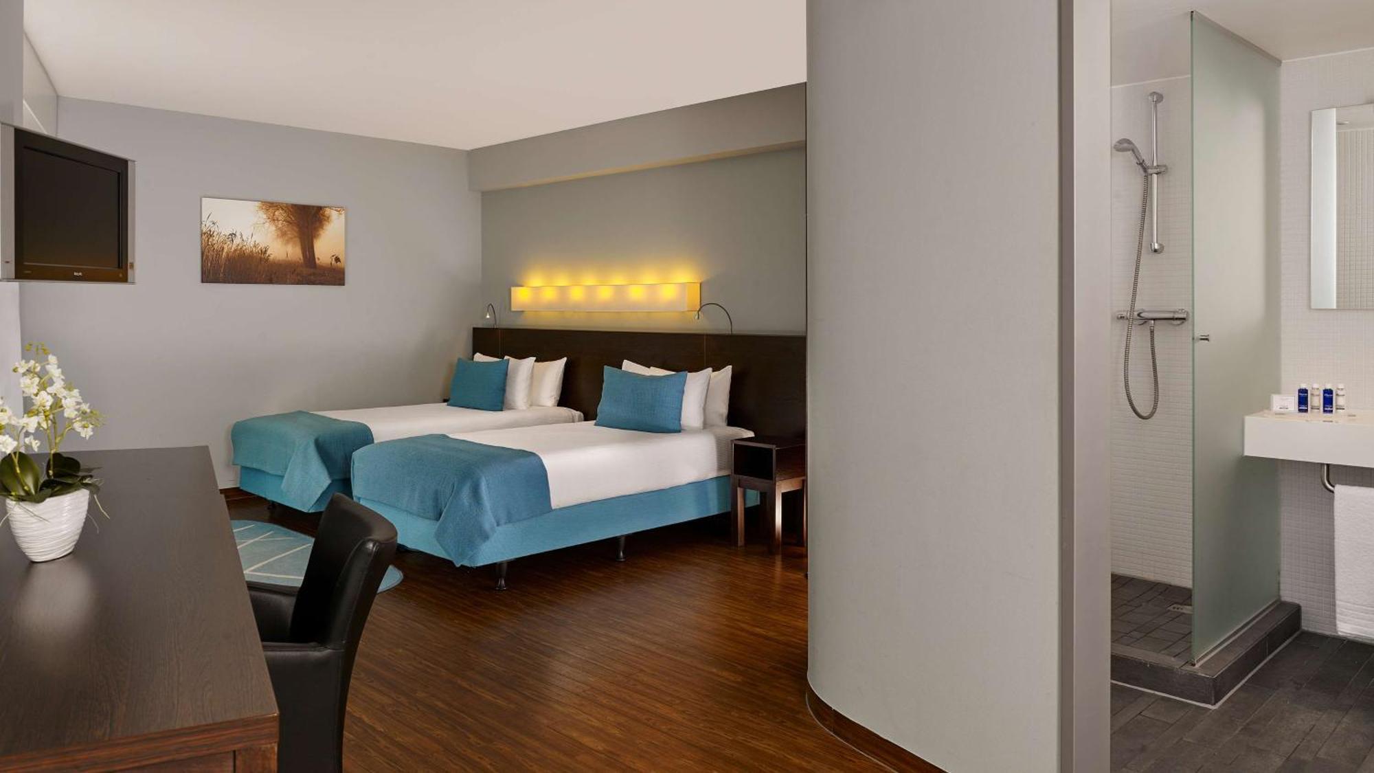 Park Plaza Amsterdam Airport Hotel Lijnden Exterior photo