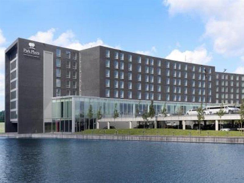 Park Plaza Amsterdam Airport Hotel Lijnden Exterior photo
