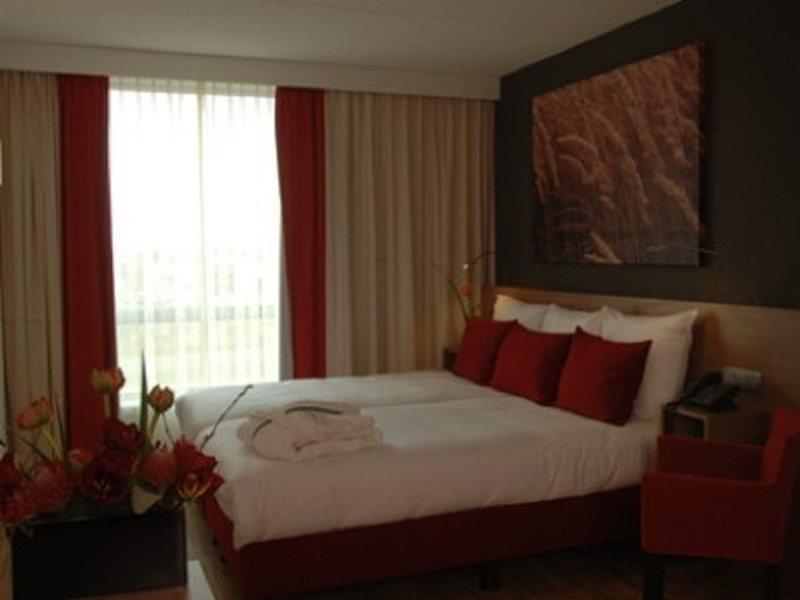 Park Plaza Amsterdam Airport Hotel Lijnden Exterior photo